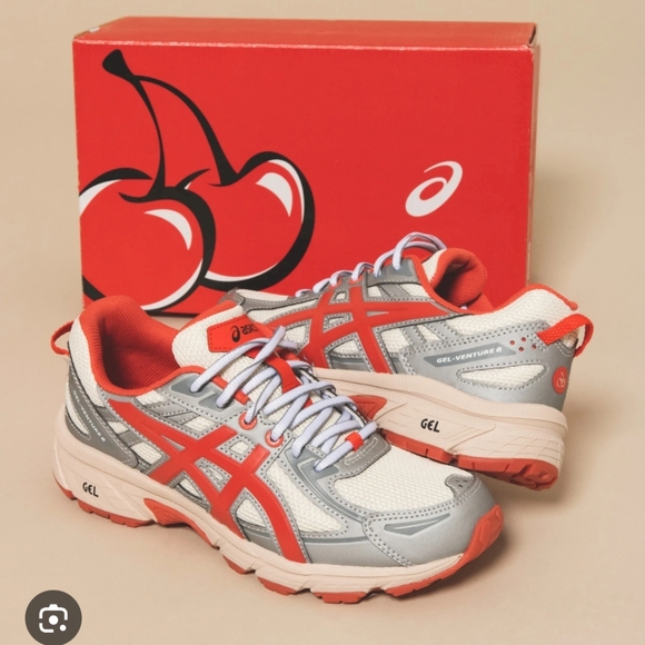Asics Gel Venture x Kirsh collab, size 7, Birch/Firey Red - Picture 2 of 12